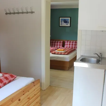 Gudrun Garni Apartment *