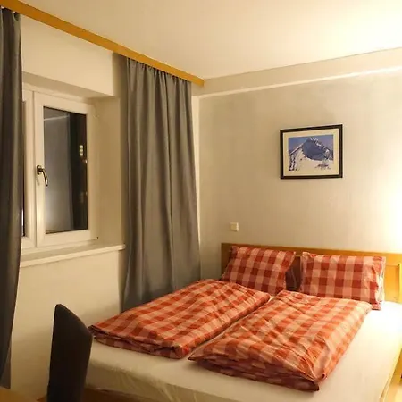 Gudrun Garni Apartment