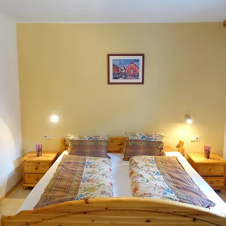 Gudrun Garni Apartamento *